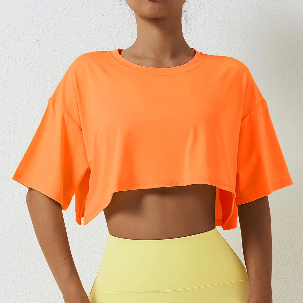 Camiseta Cropped Maga Curta